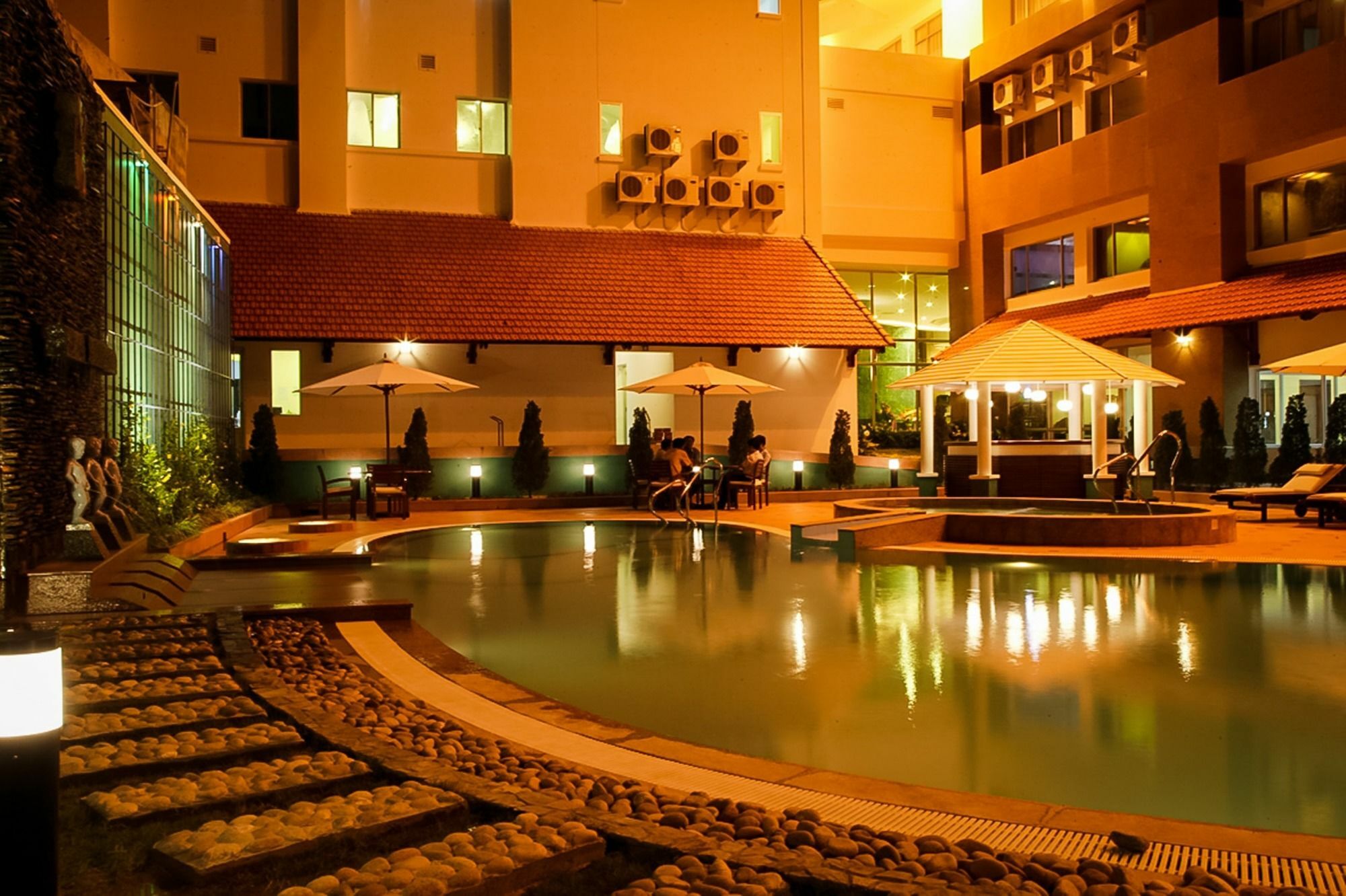 Saigon Quy Nhon Hotel Esterno foto